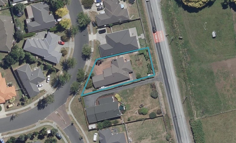 65 Wiltshire Drive, Huntington, Hamilton - Carousel 1