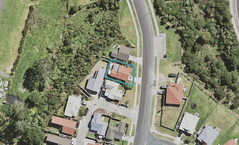 96 Albionvale Road, Glen Eden, Auckland - Carousel 1