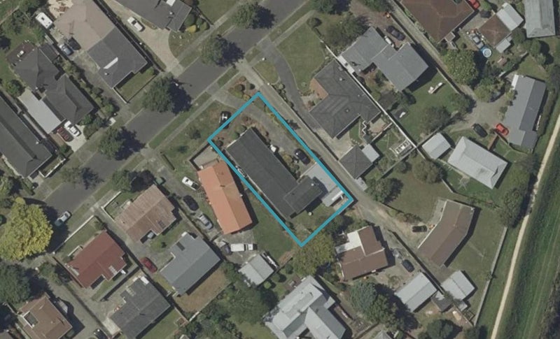 12 Meadowbrook Drive, Cloverlea, Palmerston North - Carousel 1