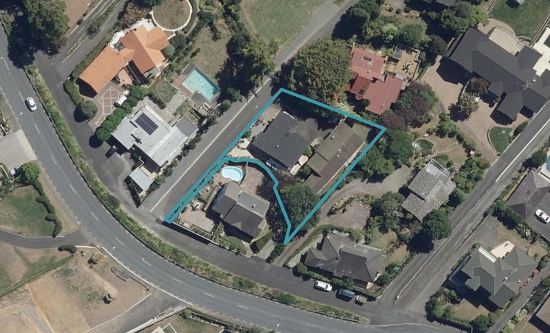 116A Lake Crescent, Hamilton Lake, Hamilton - Carousel 1
