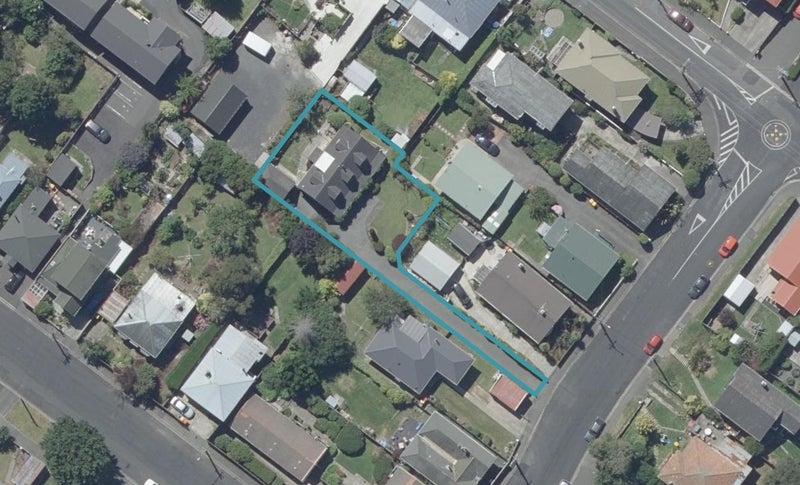 89 Nairn Street, Kaikorai, Dunedin - Carousel 1