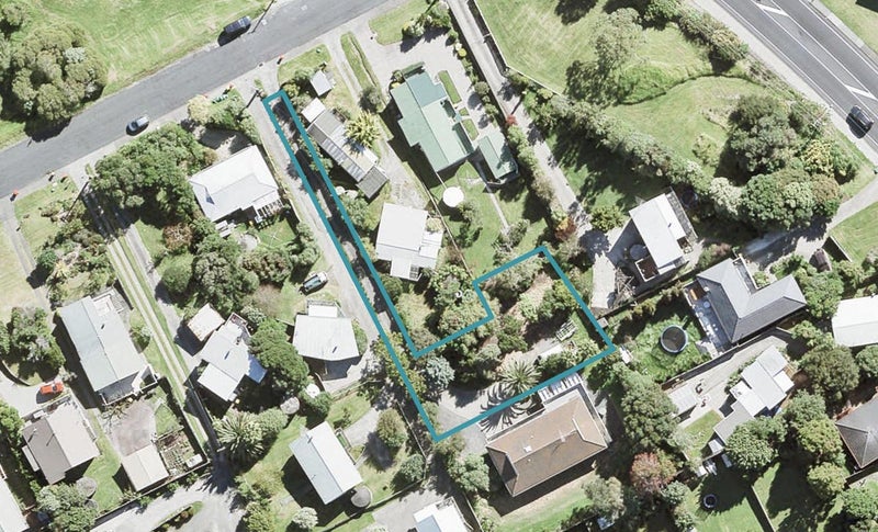 8B Cedar Terrace, Stanmore Bay, Whangaparaoa - Carousel 1