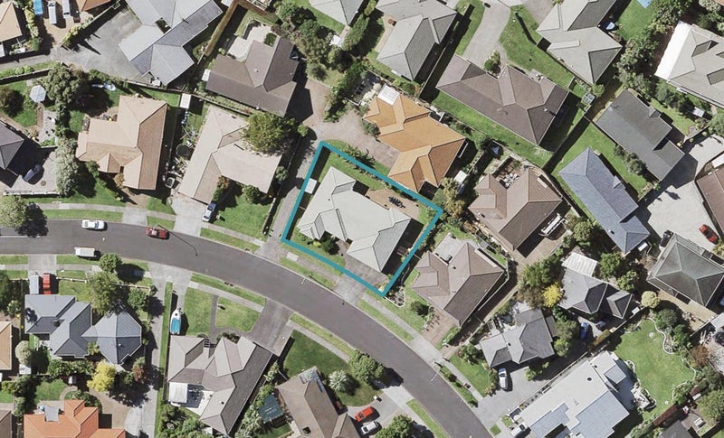 51 Matterhorn Crescent, Northpark, Auckland - Carousel 1