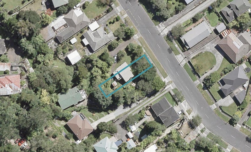 16C Tawhai Street, Stokes Valley, Lower Hutt - Carousel 1