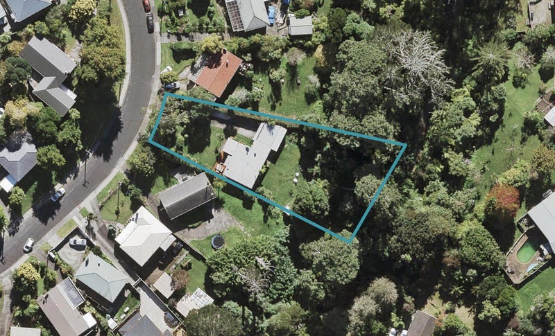 30 Crystal Avenue, Glendene, Auckland - Carousel 1