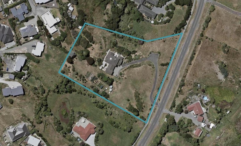 57 Rutherford Drive, Waikanae Beach, Waikanae - Carousel 1
