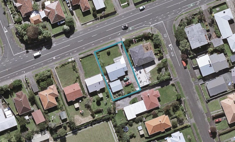 32 Upjohn Street, Brooklands, New Plymouth - Carousel 1