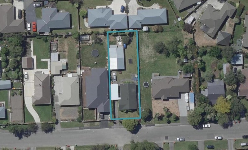 10 Laing Crescent, Heathcote Valley, Christchurch - Carousel 1