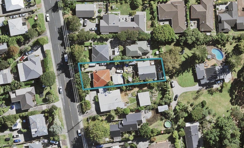 2/140 Atkinson Road, Titirangi, Auckland - Carousel 1