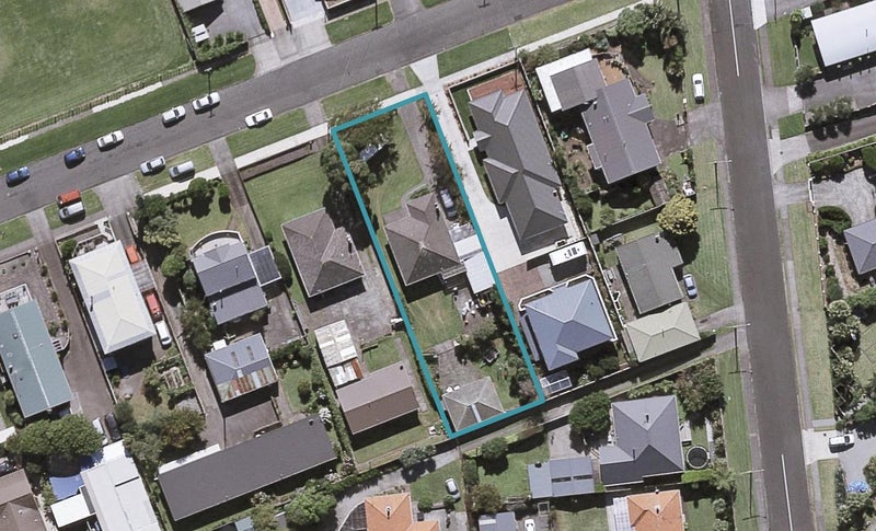 22 Puni Street, Fitzroy, New Plymouth - Carousel 1