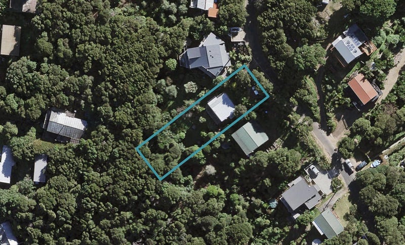 38 Okoka Road, Omiha, Waiheke Island - Carousel 1