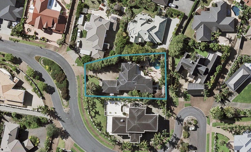 56 Manor Park, Sunnyhills, Auckland - Carousel 1