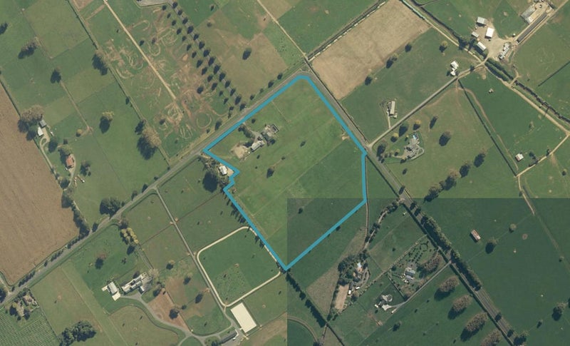 122 Bellevue Road, Matangi, Hamilton - Carousel 1