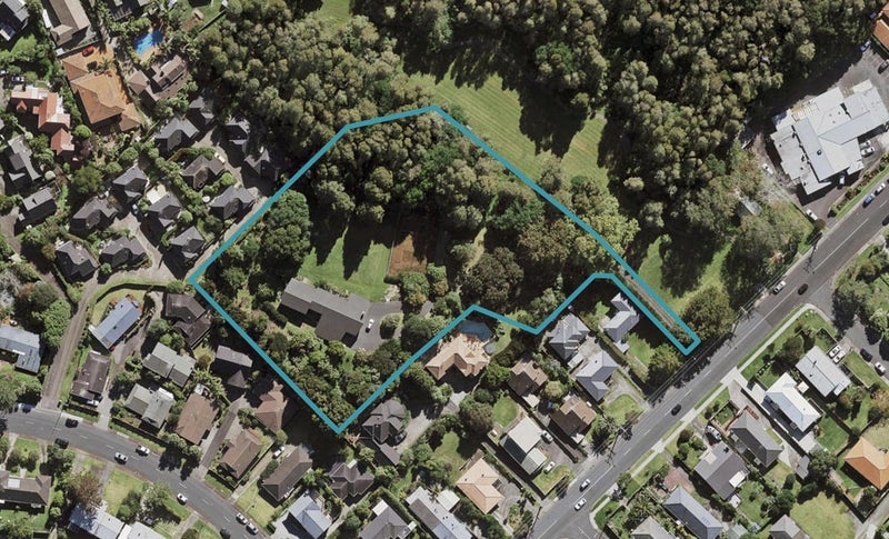 35 Ocean View Road, Hillcrest, Auckland - Carousel 1