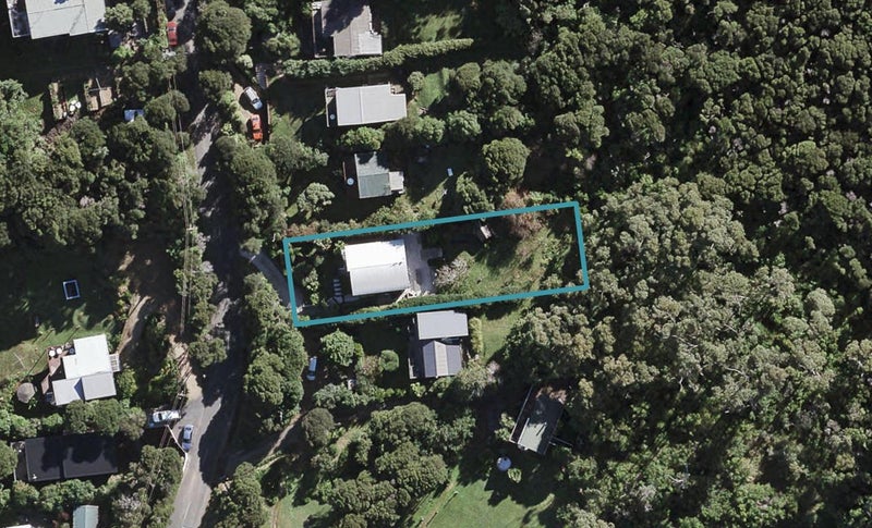 63 O'Brien Road, Omiha, Waiheke Island - Carousel 1
