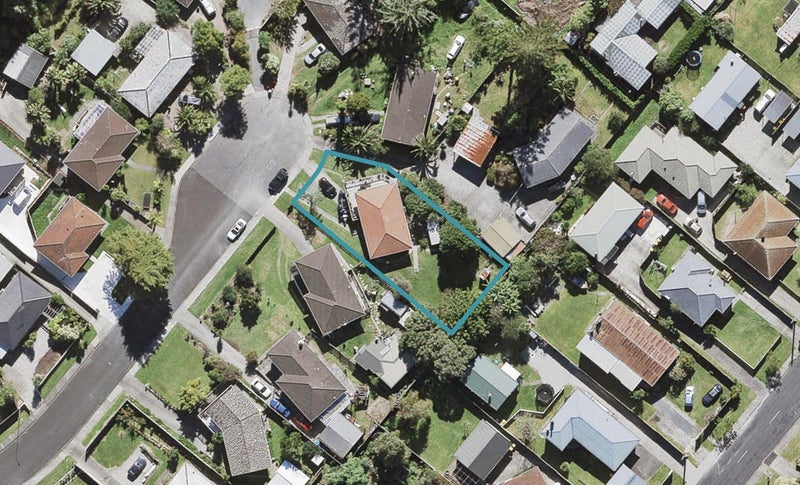 23 Barnfield Place, Glendene, Auckland - Carousel 1