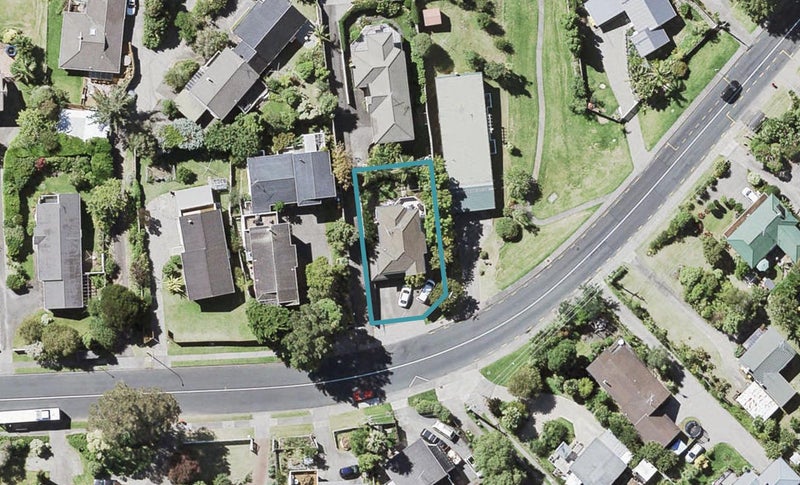 57 Glencoe Road, Browns Bay, Auckland - Carousel 1