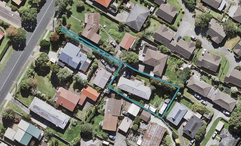 35A McLeod Road, Henderson, Auckland - Carousel 1