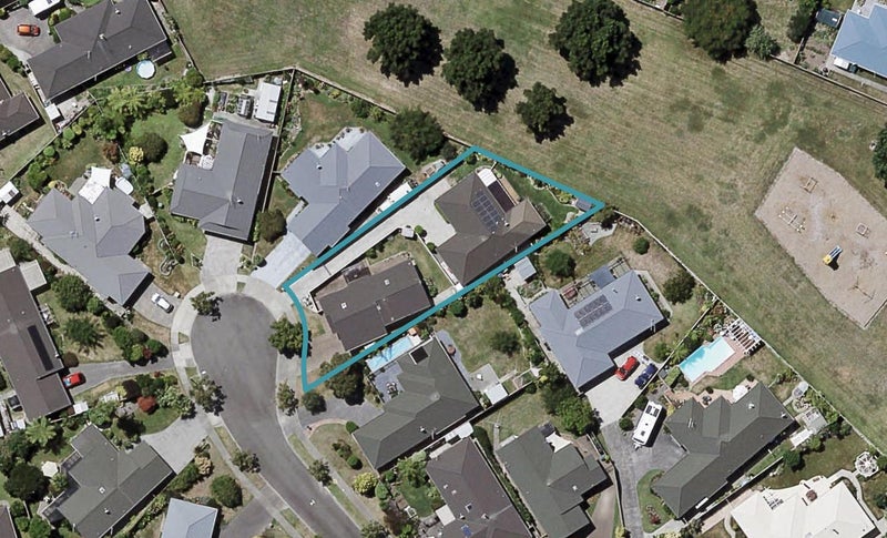 2/19 Hyatt Grove, Greenmeadows, Napier - Carousel 1
