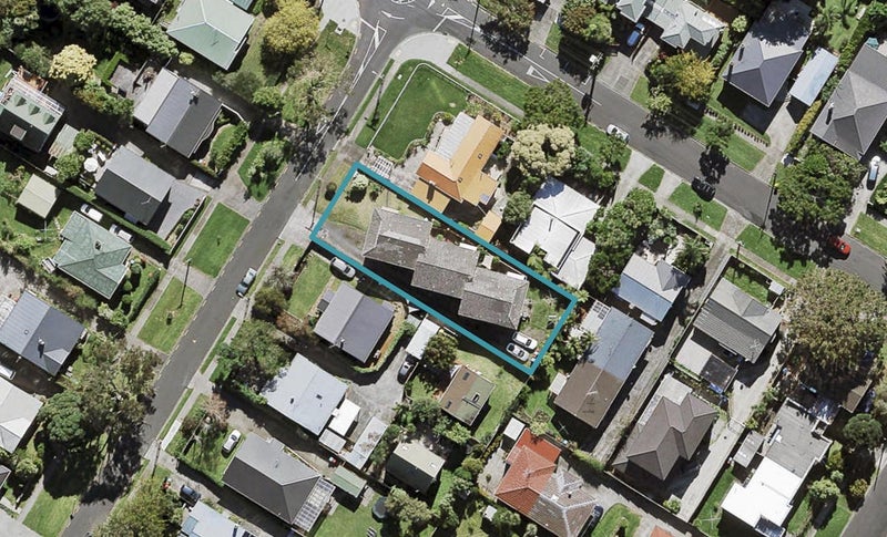 3/66 Fowlds avenue, Sandringham, Auckland - Carousel 1