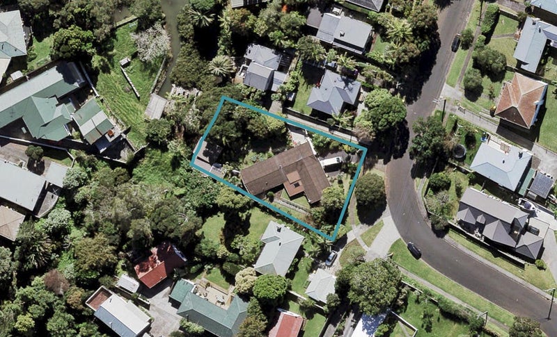 30 Queen Mary Avenue, New Lynn, Auckland - Carousel 1
