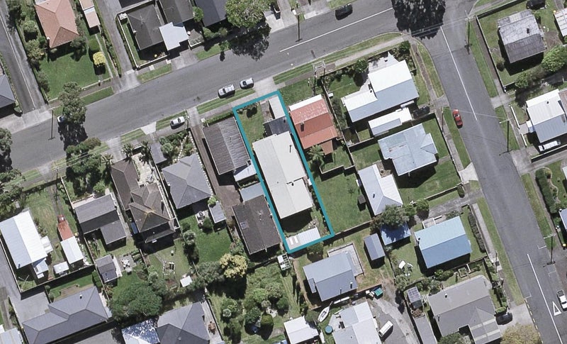 43 Whiteley Street, Moturoa, New Plymouth - Carousel 1