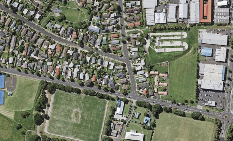 1 Wetini Way, Saint Johns, Auckland - Carousel 1