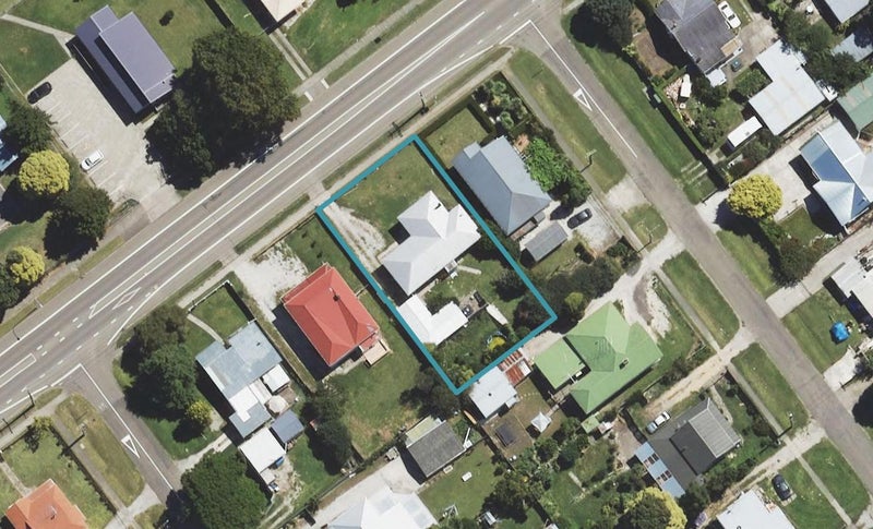85 De Lautour Road, Inner Kaiti, Gisborne - Carousel 1
