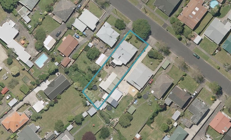6 Hakeke Street, Whanganui East, Whanganui - Carousel 1