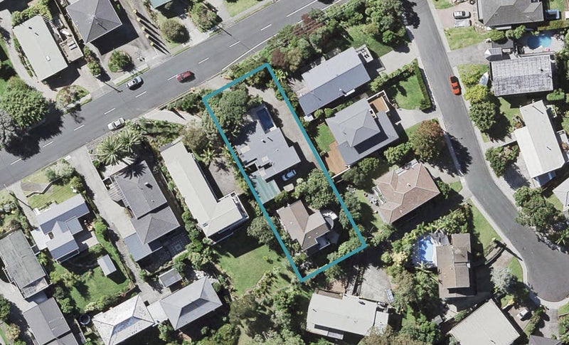 2/38 Hastings Road, Mairangi Bay, Auckland - Carousel 1