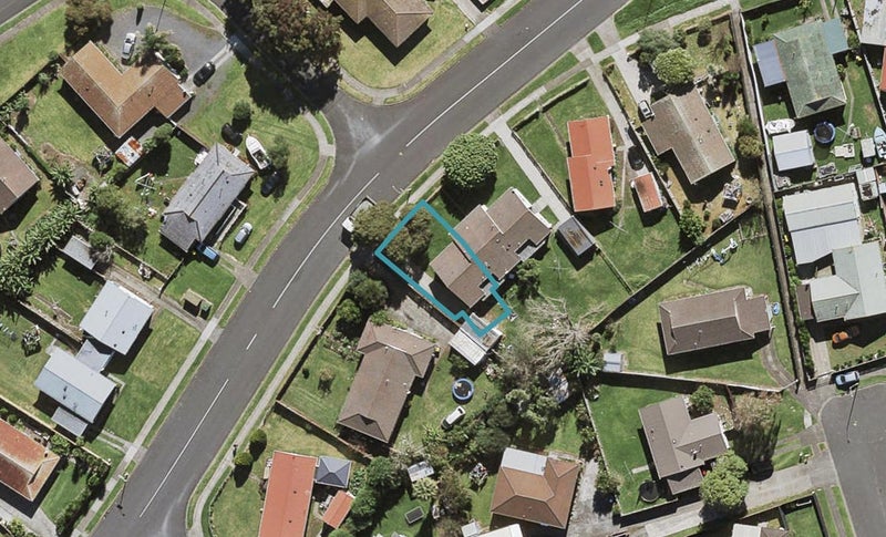 23 Elmdon Street, Mangere, Auckland - Carousel 1