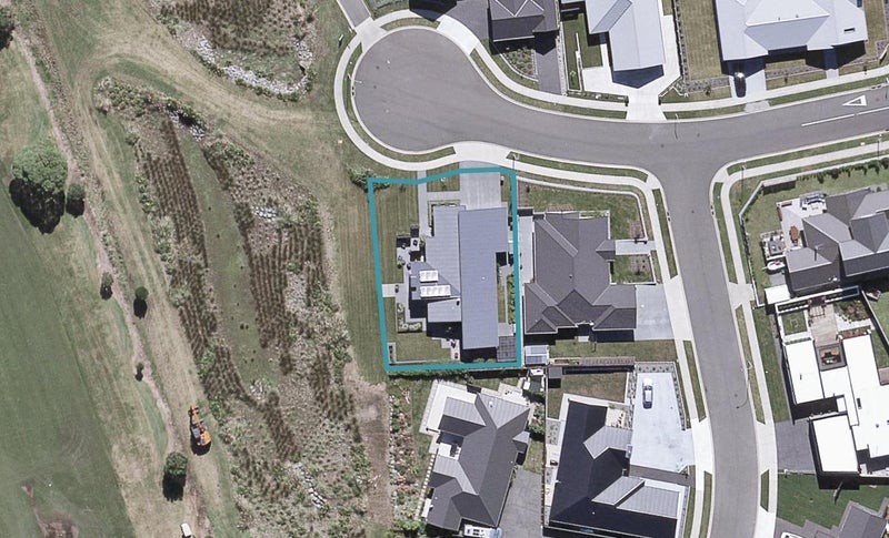 5 Pebble Beach Court, Waiwhakaiho, New Plymouth - Carousel 1