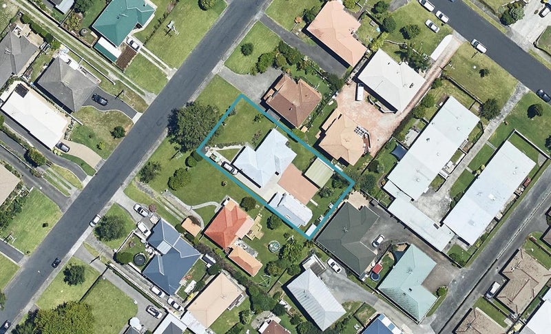 166 Edgecumbe Road, Tauranga South, Tauranga - Carousel 1