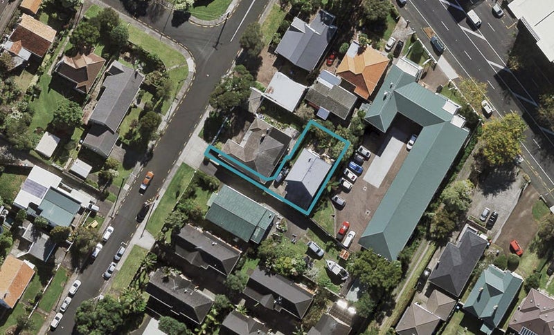 4A Garland Road, Greenlane, Auckland - Carousel 1