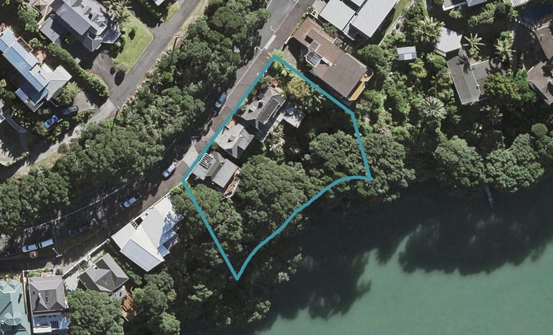 1/19 Hinemoa Street, Birkenhead, Auckland - Carousel 1