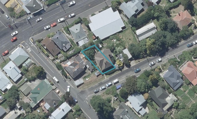 1 Gillespie Street, North East Valley, Dunedin - Carousel 1