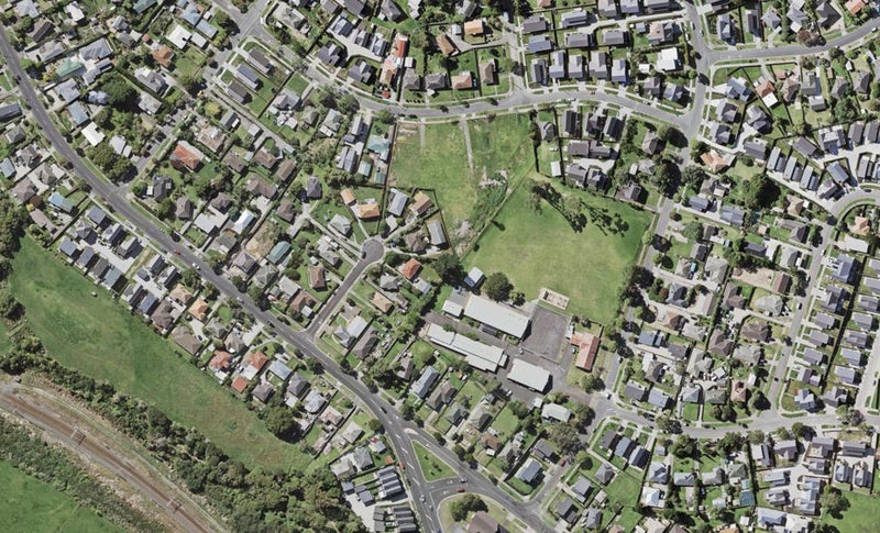 7/7 Cintra Place, Glen Innes, Auckland - Carousel 1