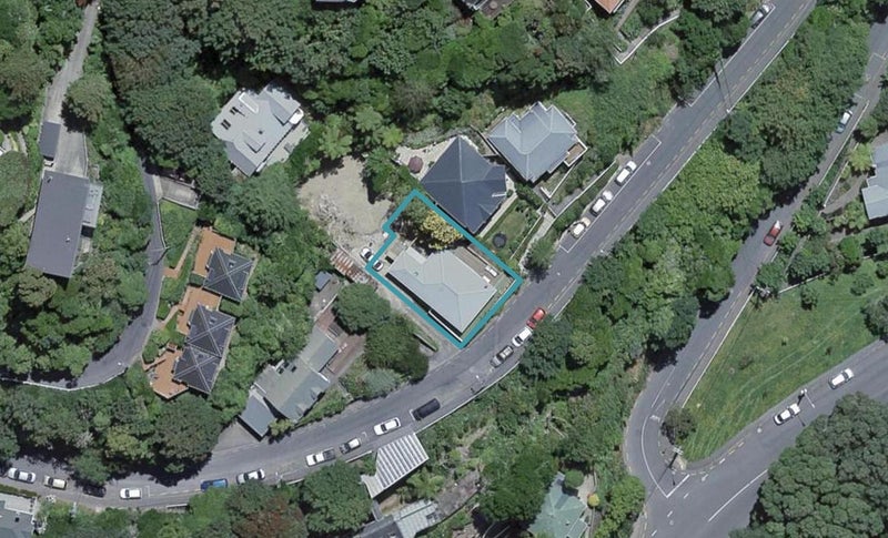63 Garden Road, Northland, Wellington - Carousel 1
