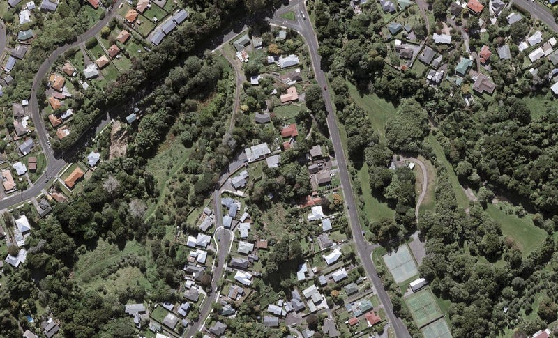 118A Huatoki Street, Frankleigh Park, New Plymouth - Carousel 1