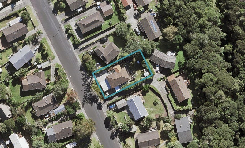 65 Lynn Road, Bayview, Auckland - Carousel 1