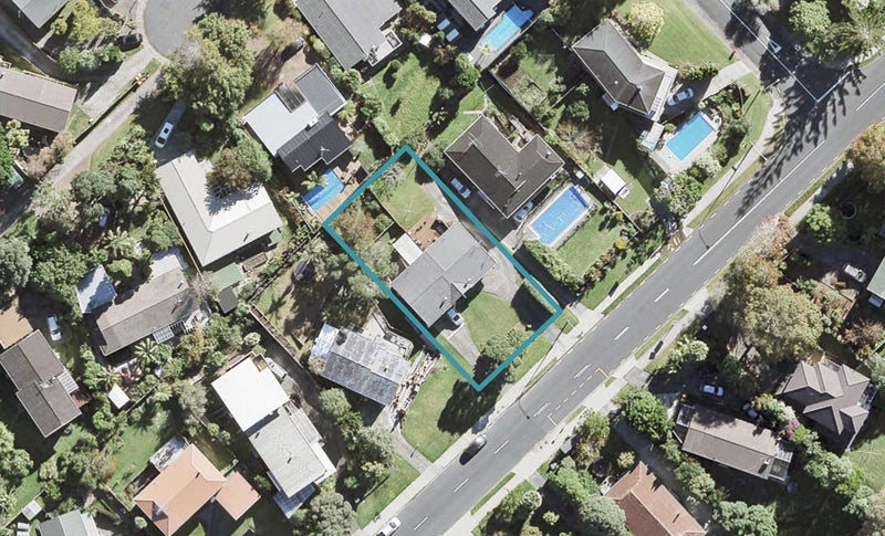 1/131 Glamorgan Drive, Torbay, Auckland - Carousel 1