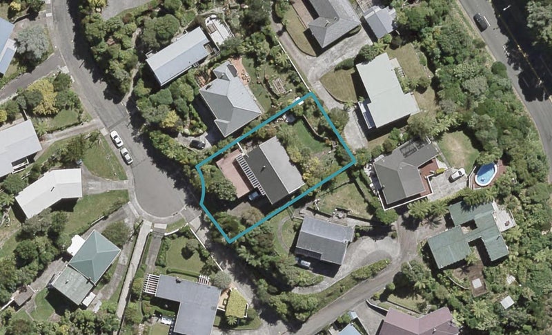 11 Vista Grove, Kelson, Lower Hutt - Carousel 1