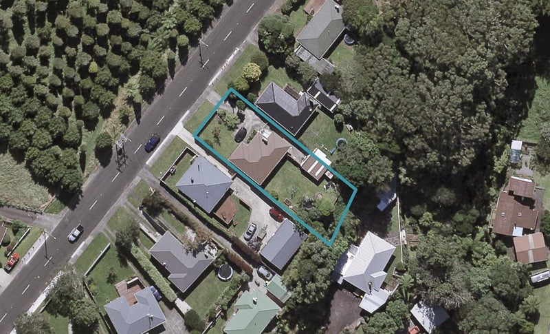 207 Frankley Road, Frankleigh Park, New Plymouth - Carousel 1