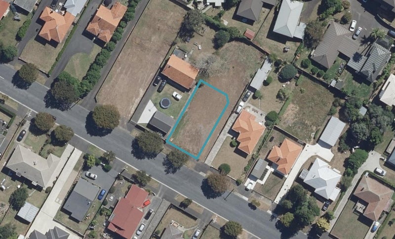 42A Matai Street, Maeroa, Hamilton - Carousel 1
