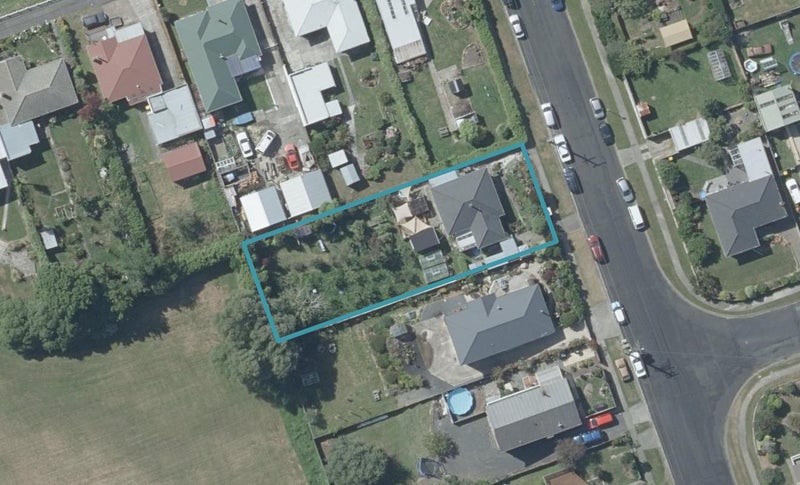 73 Viscount Road, Waldronville, Dunedin - Carousel 1