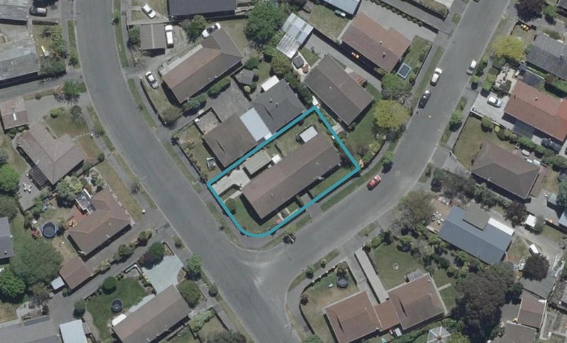 2/22 Valecrest Avenue, Parklands, Christchurch - Carousel 1