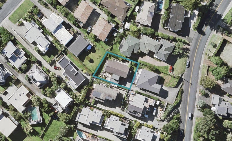 26A Beach Road, Castor Bay, Auckland - Carousel 1
