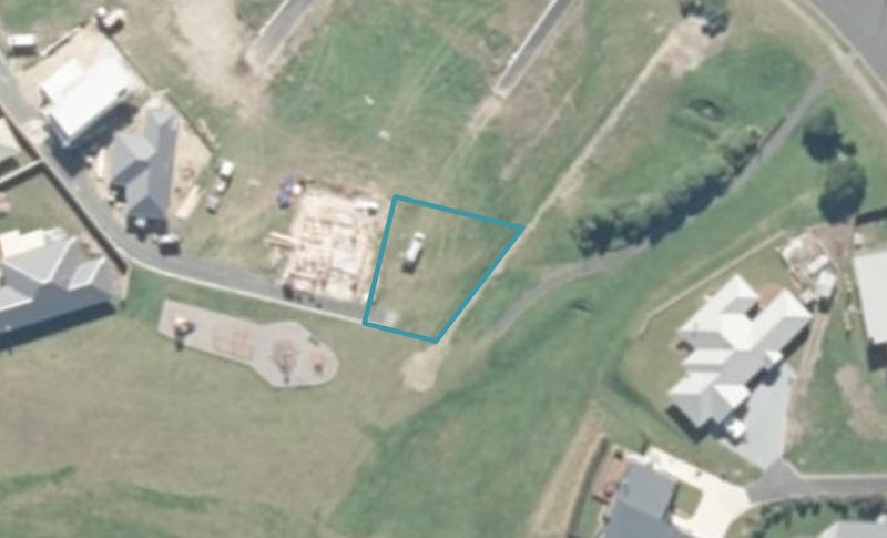 8 Loch Haven Lane, Taupo - Carousel 1
