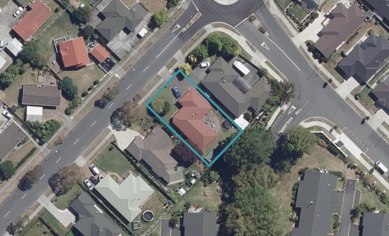 3 Dixon Road, Fitzroy, Hamilton - Carousel 1