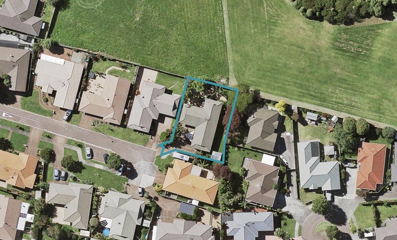 10 Saidia Place, Huntington Park, Auckland - Carousel 1